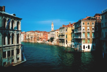 Delta restarts service to New York from Venice