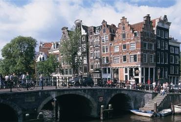 Amsterdam offers a rich variety of hotels in every class. But one letter was missing in the city’s hotel alphabet: W. By the end of 2015, Starwood Hotels & Resorts Worldwide will debut W Hotels brand in the Netherlands. 