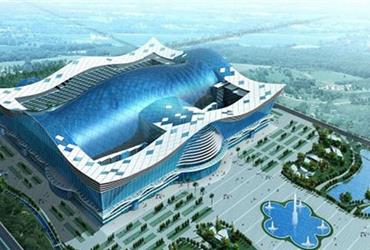 The largest freestanding building is built in Chengdu, China. The New Century Global Center contains businesses, shops, a theatre and a hotel.