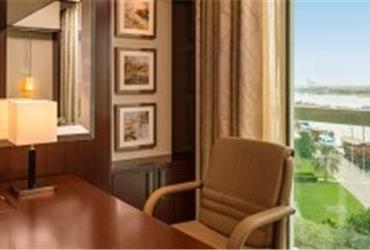 This hotel has seen the growth of Dubai over the past 30+ years. And now it has reinvented itself. Following a $50 million renovation, the Sheraton Dubai Creek Hotel & Towers has reopened. 