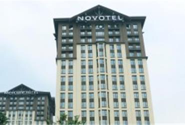 AccorHotels has opened three new hotels at the same time in Nanchang, as a key development of the Nanchang Wanda Cultural Tourism City. A Pullman, Novotel and Mercure hotel opened their doors at the same time. The three hotels combined form the largest investment project in three decades in the Jiangxi province.
